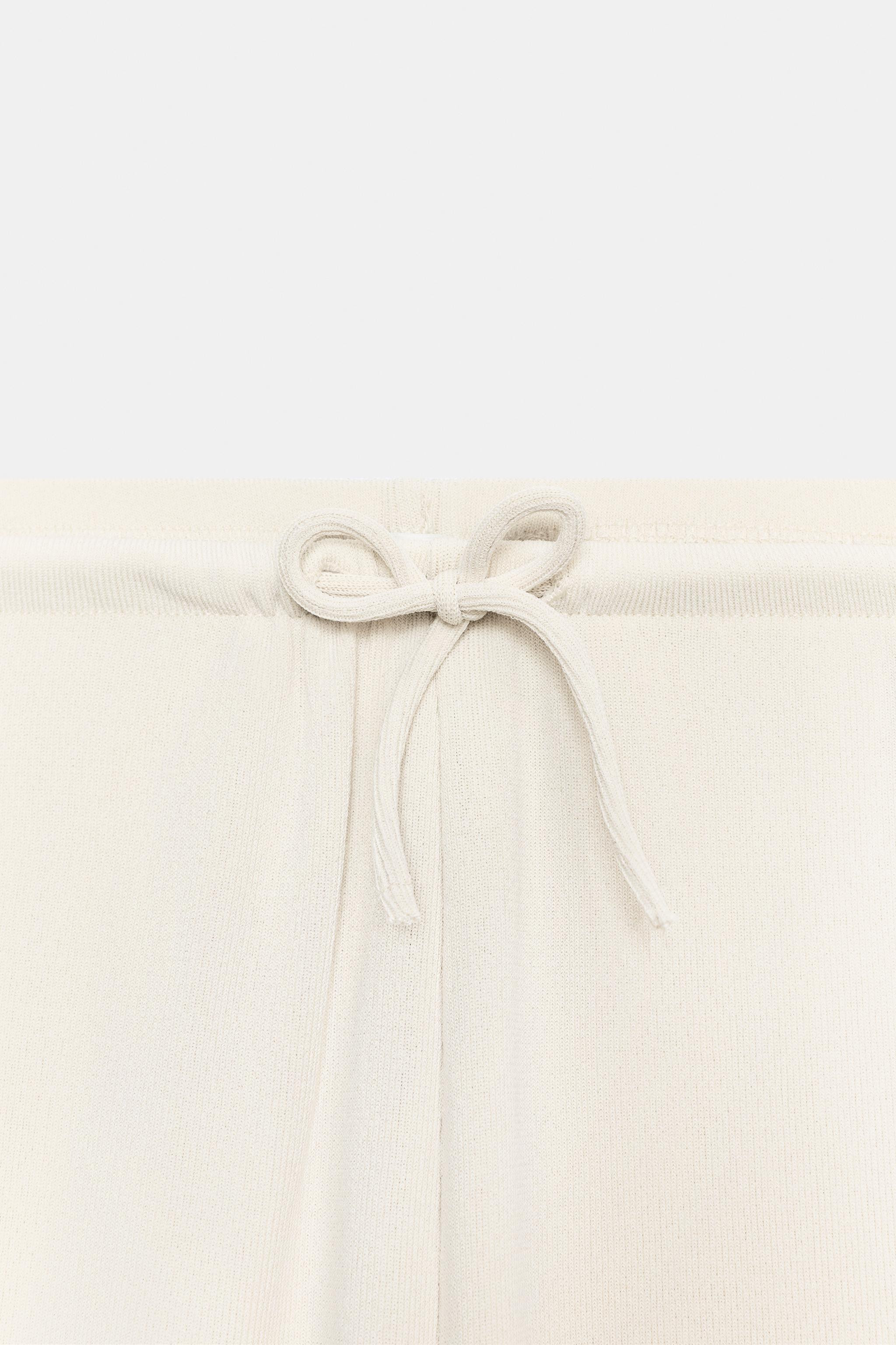 PALAZZO-HOSE MIT STRUKTURMUSTER | Zara DE