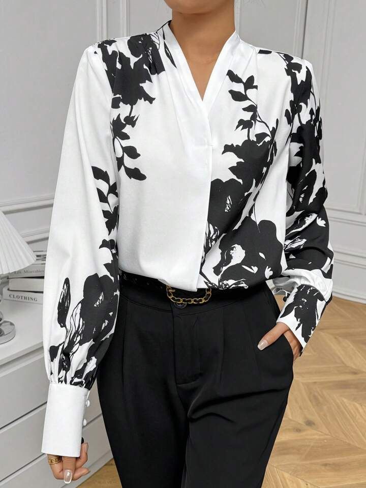 SHEIN Privé V-neck Black Flower Print Long Sleeve Shirt | SHEIN