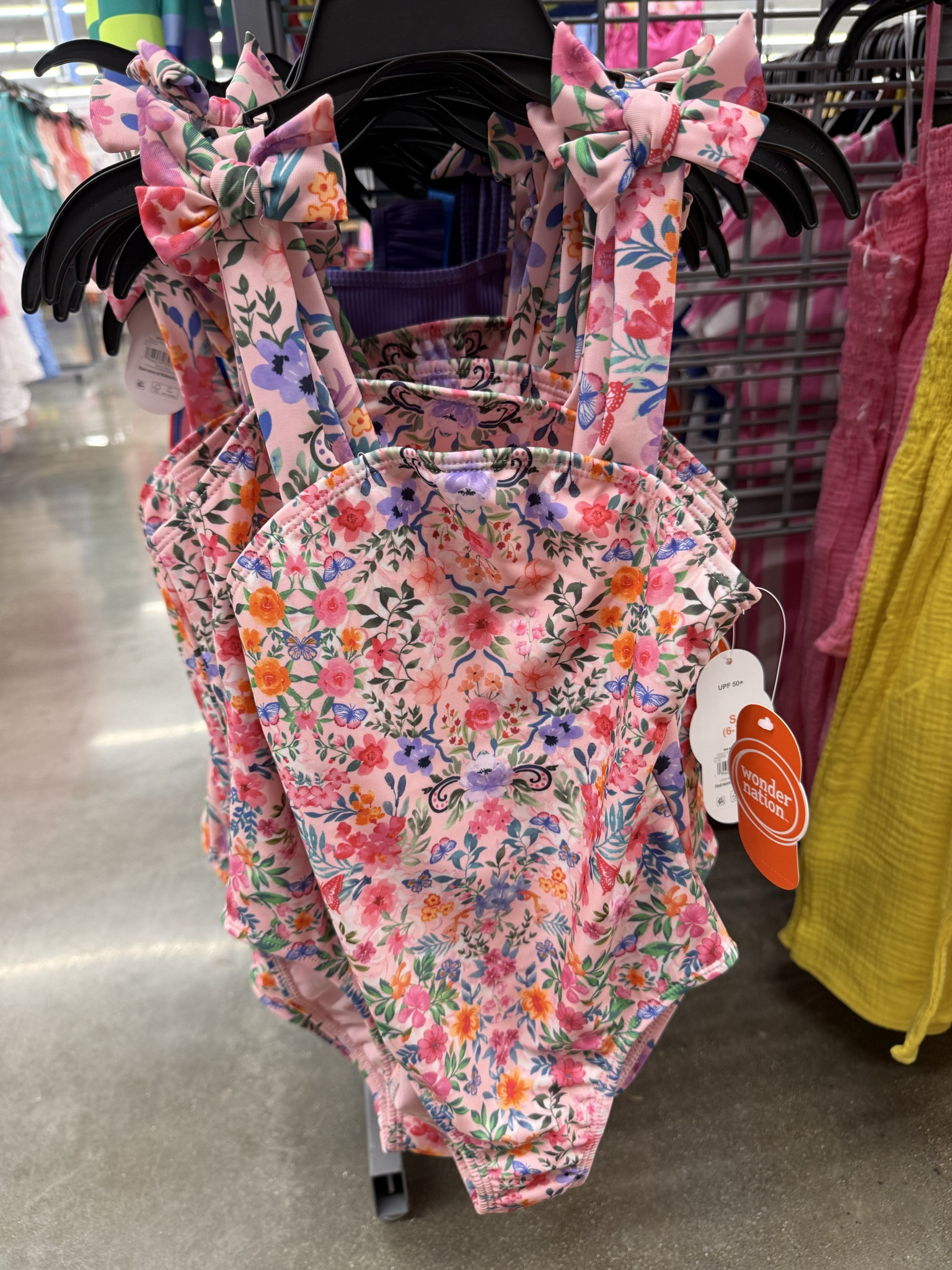 Walmart 
Walmart fashion 
Sweatshirts 
Sweatpants 
Casual mom outfits 
New arrivals 
Dress 
Skirt 
Blazer 
Swimwear 