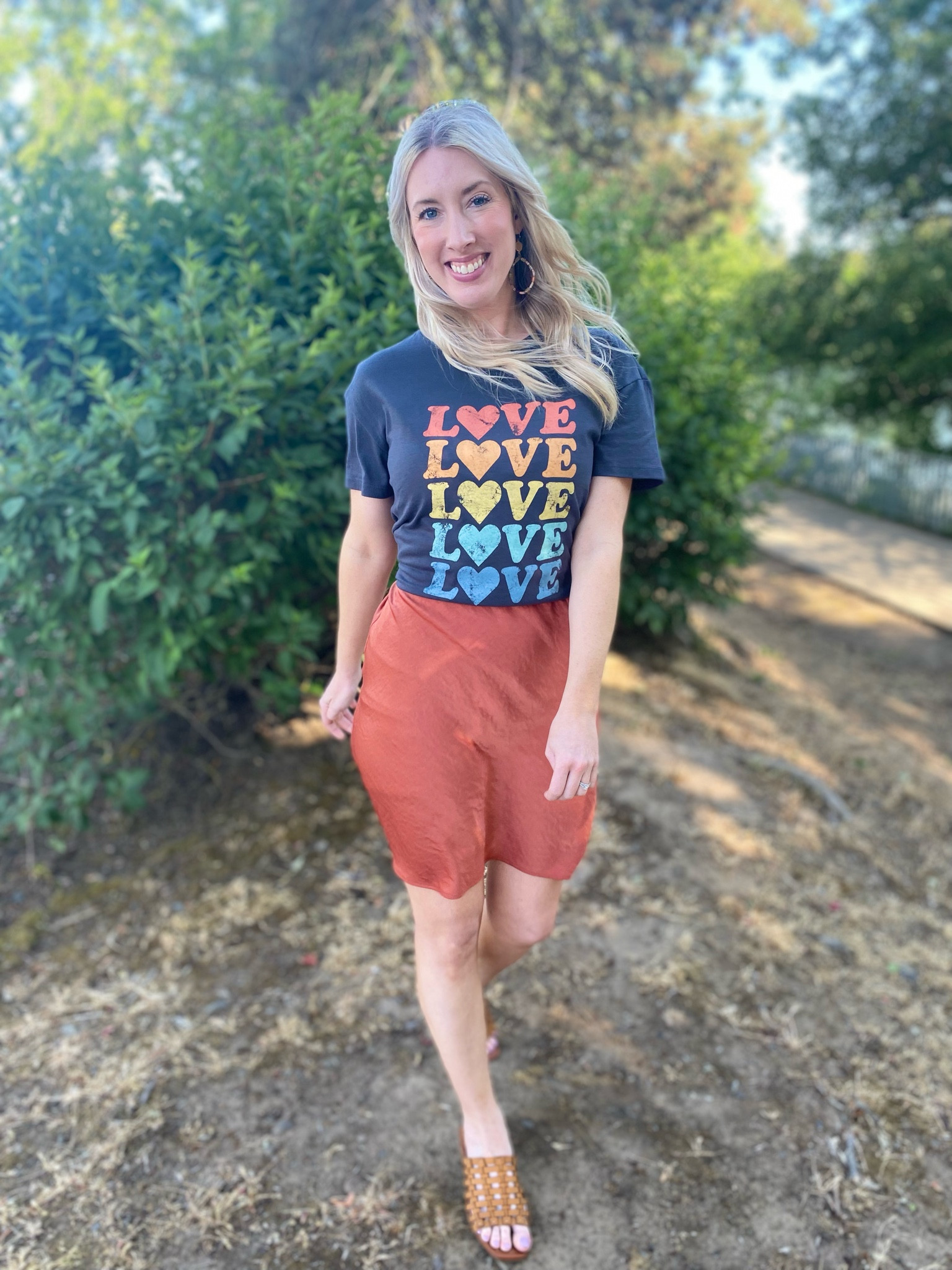 L❤️VE this new graphic tee 