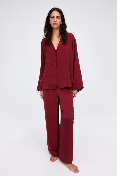 Camisa y pantalón de pijama | H&M (FR, IT, ES, PT, BE)