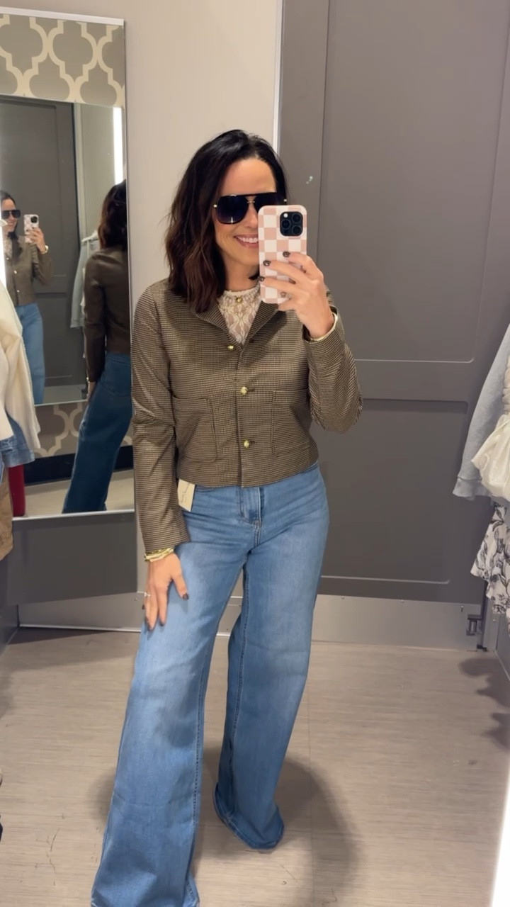 Y’all this plaid cropped jacket styled with the lace top adds so much to any everyday look 😍
Love how stylish it looks!

Fall fashion, women’s jacket, lace blouse, neutral look, Target style, VintagePickin



#LTKHoliday #LTKootd #LTKSeasonal