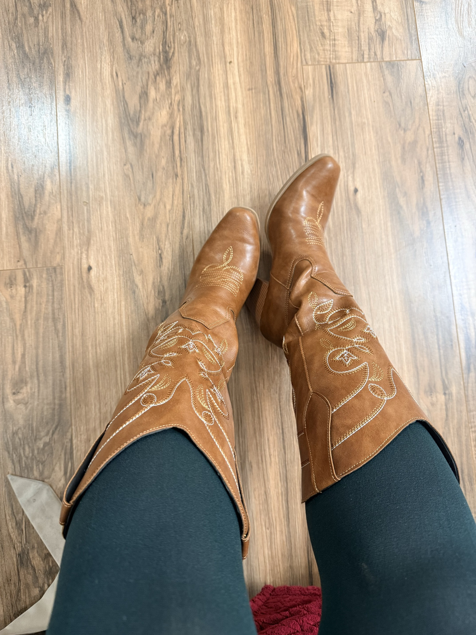 Cowboy boots are that forever staple 👢✨
They instantly elevate any outfit whether you’re wearing denim, dresses, or cozy layers. Timeless, versatile, and always in style from season to season. I linked my favorite cowboy boots that I reach for on repeat.

#CowboyBoots #WesternStyle #BootSeason #EverydayStyle #DenimAndBoots #LTKFinds #LTKStyle #ShoppingWithPriiincesss #AtlantaCreator #AtlantaBlogger #EffortlessChic #ClosetStaples

#LTKootd #LTKSeasonal #LTKWorkwear