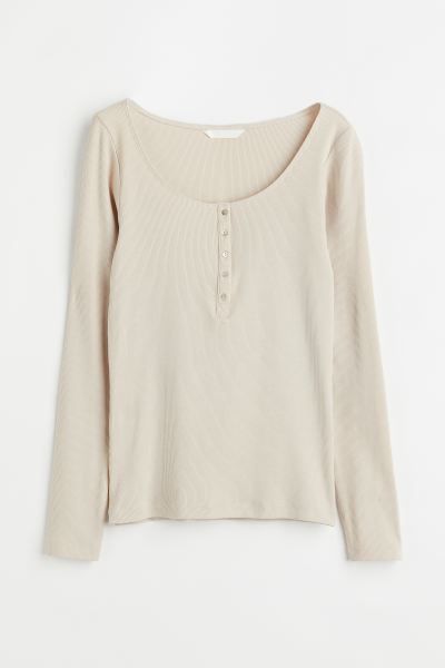 Fitted henley shirt in soft, ribbed cotton jersey. Wide neckline, button placket, and long, close... | H&M (US + CA)