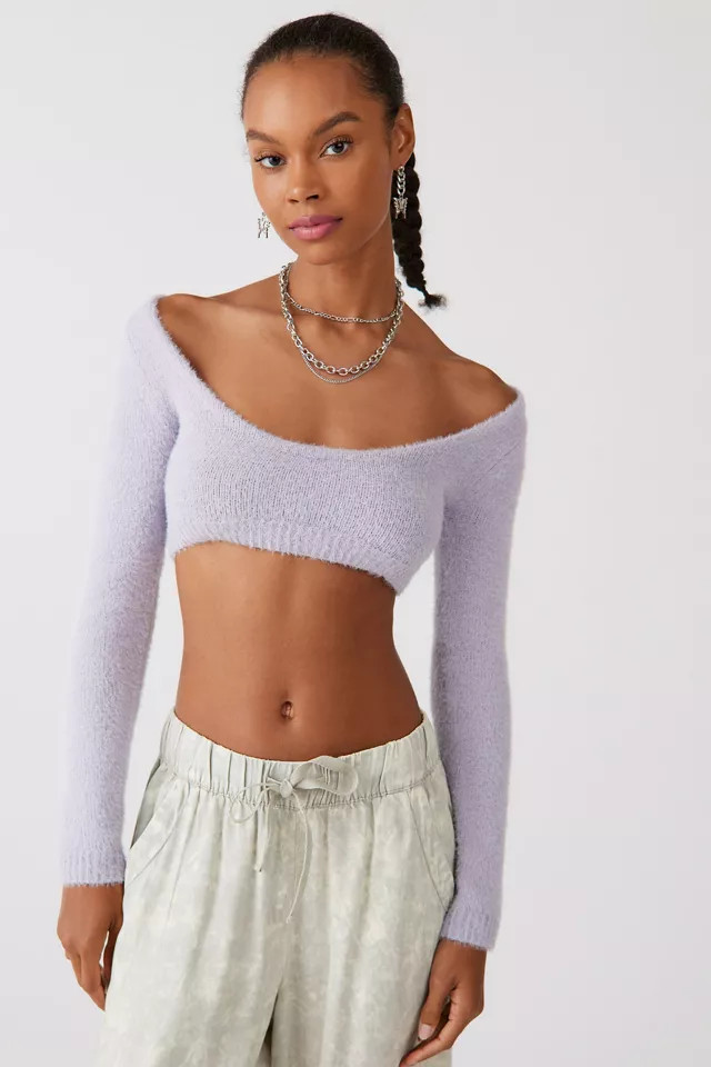 UO Rue Cropped Long Sleeve Sweater | Urban Outfitters (US and RoW)