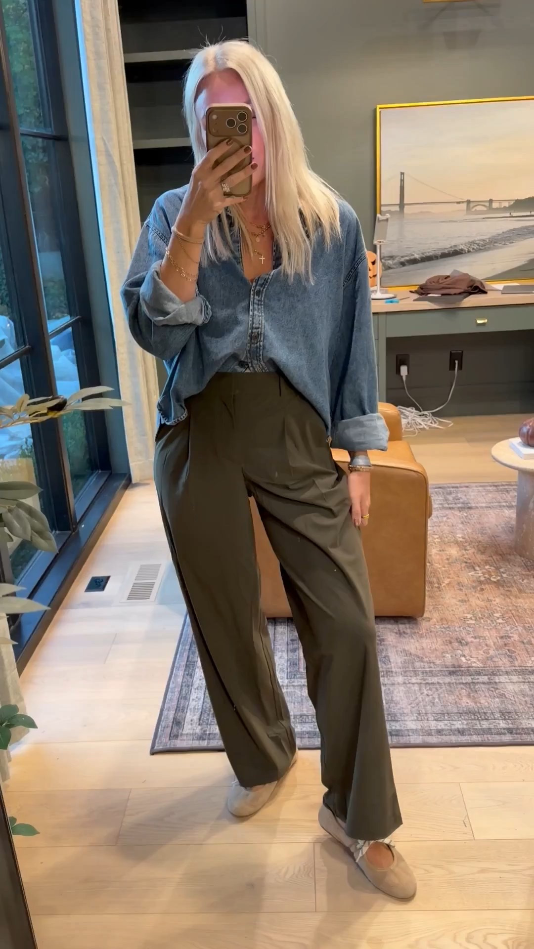 40% off today making them $29!

#LTKFindsUnder50 #LTKCyberWeek #LTKSaleAlert