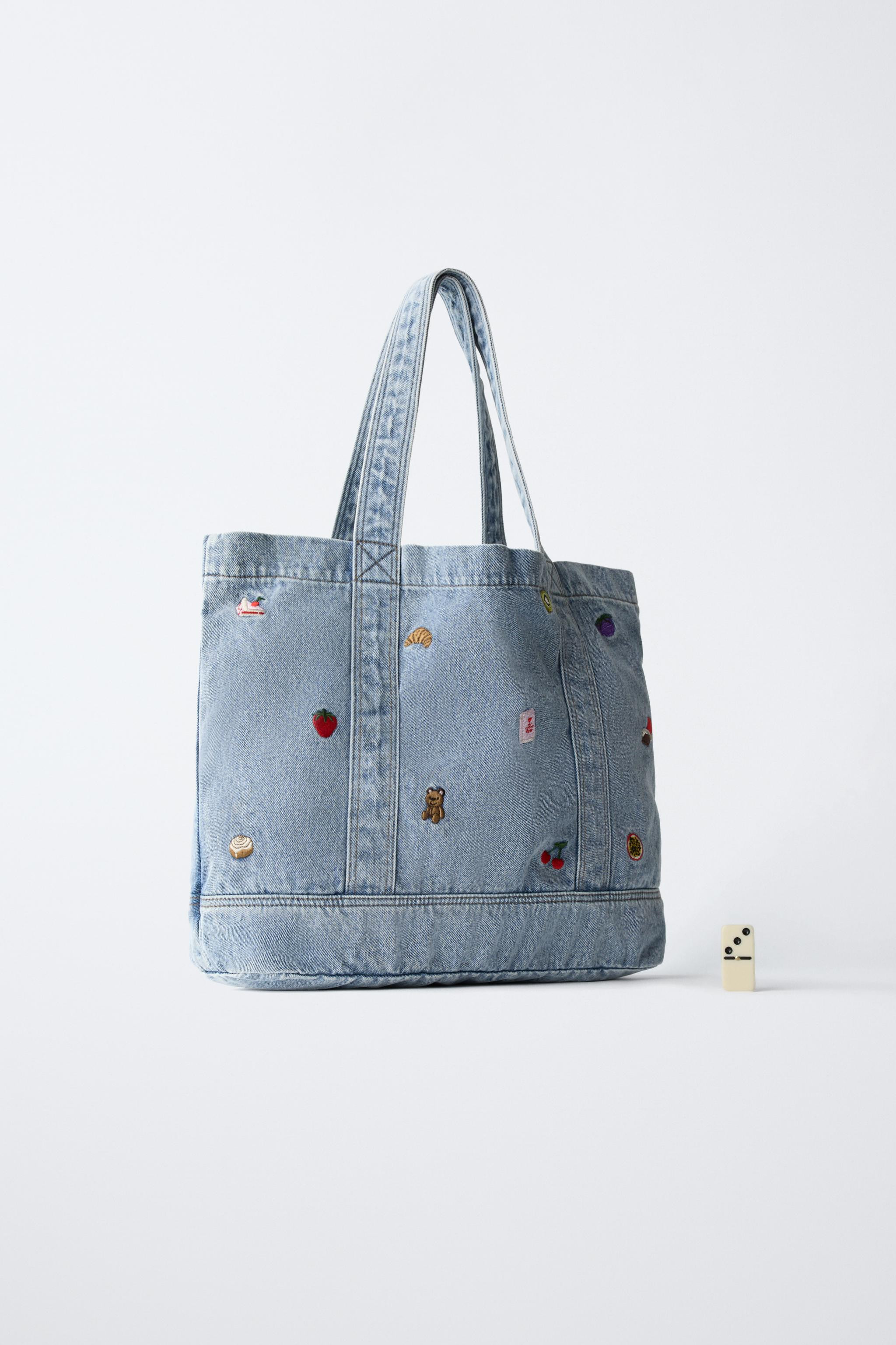 EMBROIDERED DENIM SHOPPER | Zara US