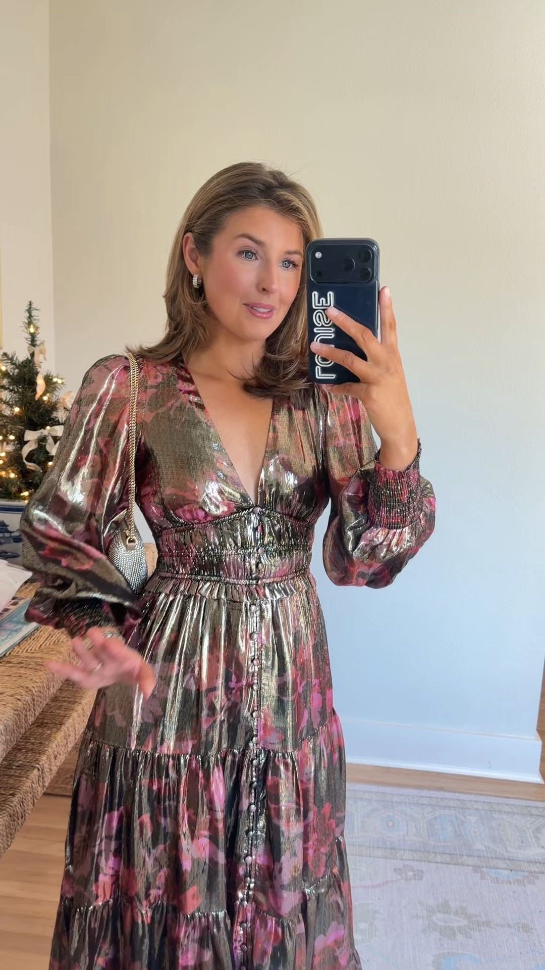 Perfect winter wedding guest dress! Wearing an XS