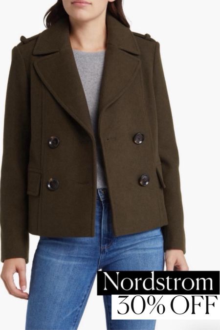 Coat
Cropped coat 
Fall Outerwear 


#LTKsalealert #LTKGiftGuide #LTKHoliday #LTKSeasonal