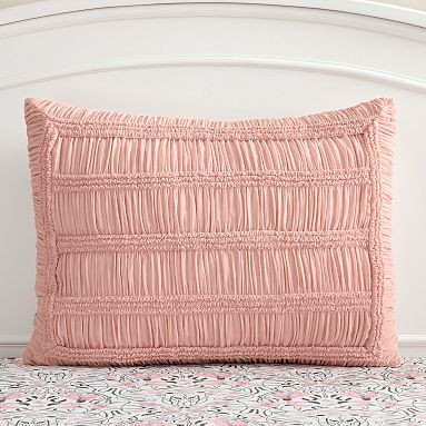 <i>Wicked</i> Glinda Floral Quilt | Pottery Barn Teen