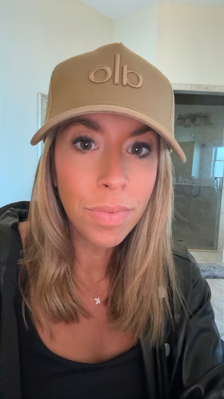 Okay I’m officially OBSESSED 🤍✨
These Crest 3D Whitestrips are my go-to when I want a quick glow-up—because let’s be honest… who doesn’t want whiter teeth?! 😍

They’re super easy to use, actually work, and make such a difference in just a few uses. I love that I can throw them on while I’m getting ready or doing things around the house 🙌

If you’ve been thinking about trying them… this is your sign!! ✨

#LTKBeauty #WhiteningStrips #BrightSmile #BeautyFavorites #LTKFinds #SelfCareRoutine #GlowUp #EverydayBeauty #TeethWhitening #MustHave #Obsessed #SimpleBeauty #BeautyRoutine

#LTKselfcare #LTKgrwm #LTKdayinmylife