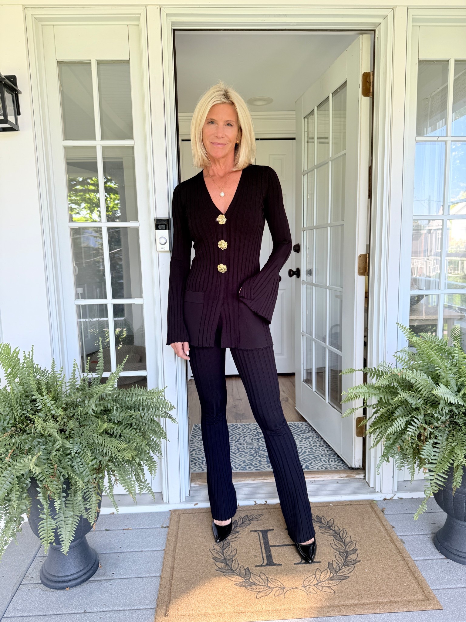 Did you get this outfit from the Shopbop sale?  It’s Cara Cara and it’s awesome. ✅

#LTKSaleAlert #LTKStyleTip #LTKOver40