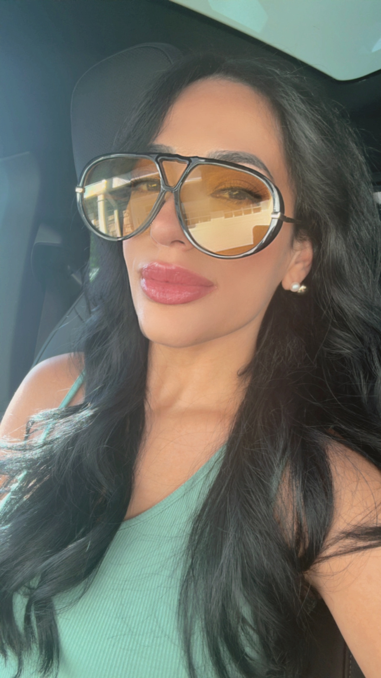 In 💛 with these Bottega aviator drop dupes! 🕶️

#LTKStyleTip #LTKFindsUnder50 #LTKSaleAlert