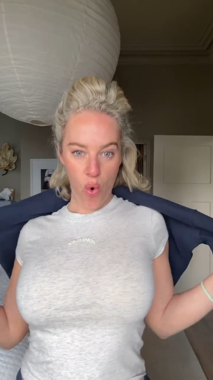 Fit check in the comfiest tracksuit I’ve ever owned! And I’ve only ever owned 3. My exact look linked below

#LTKstyletip #LTKfitness #LTKaustralia