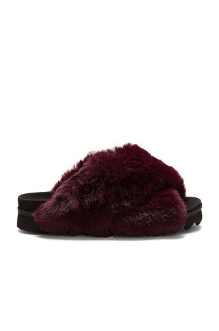 R0AM Cloud Slide in Berry from Revolve.com | Revolve Clothing (Global)