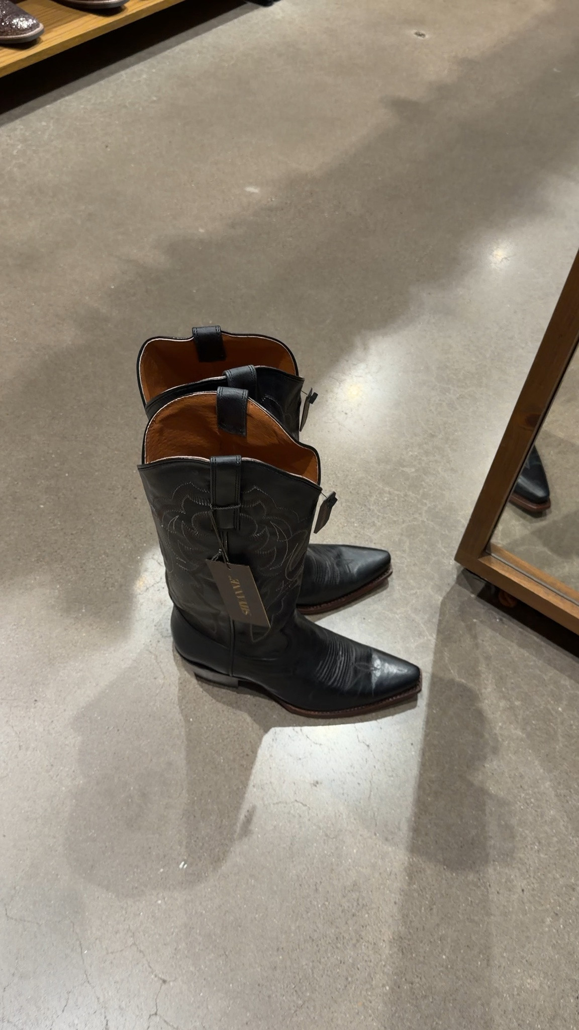 New fall cowboy boots - ready for my girls trip in Montana

#LTKgrwm #LTKootd #LTKfitnessgoals