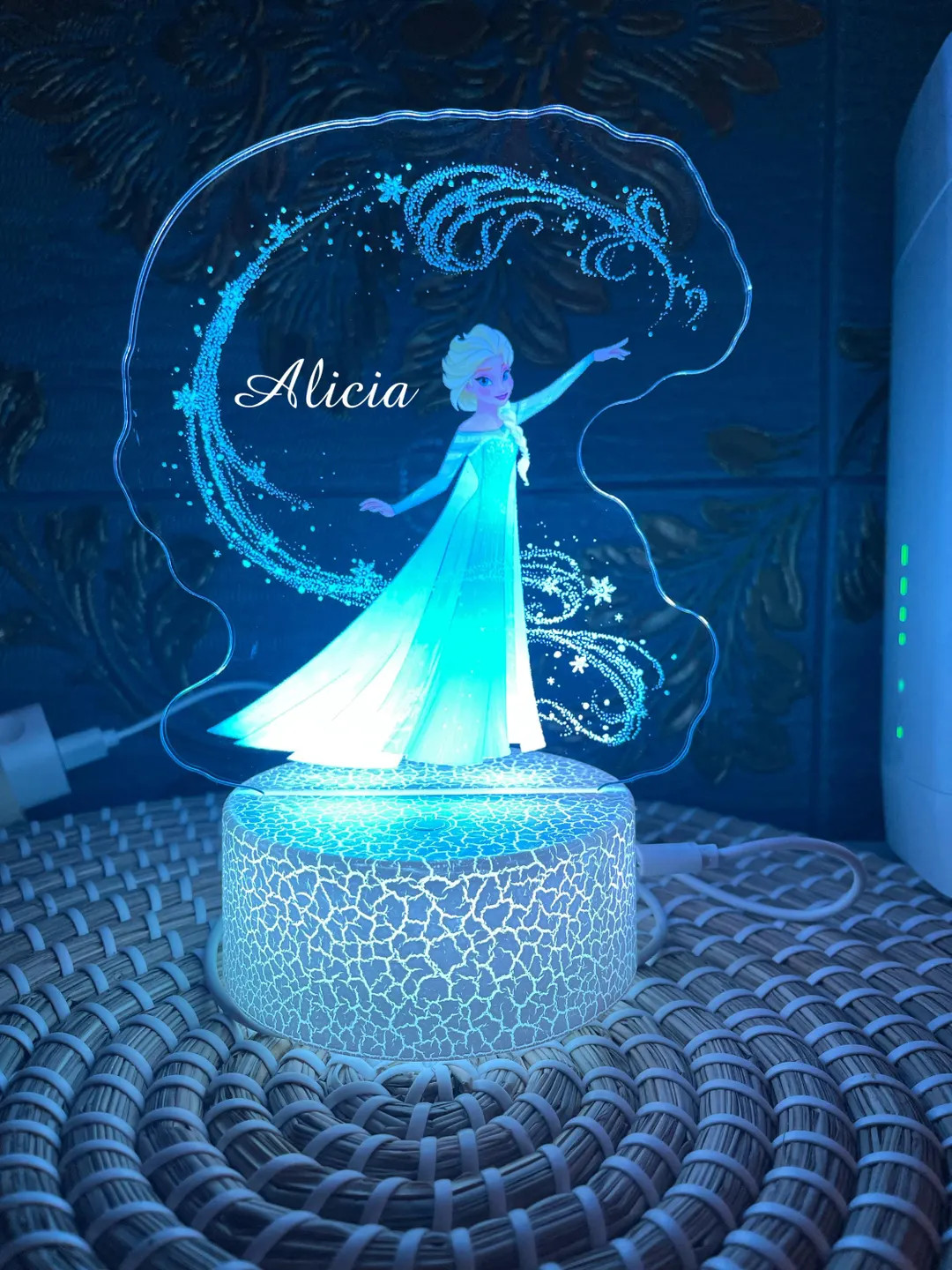 Personalised Elsa |  Colourful  Night Light/ Colours Change Remote / Birthday Gift/ Christmas Pre... | Etsy (US)