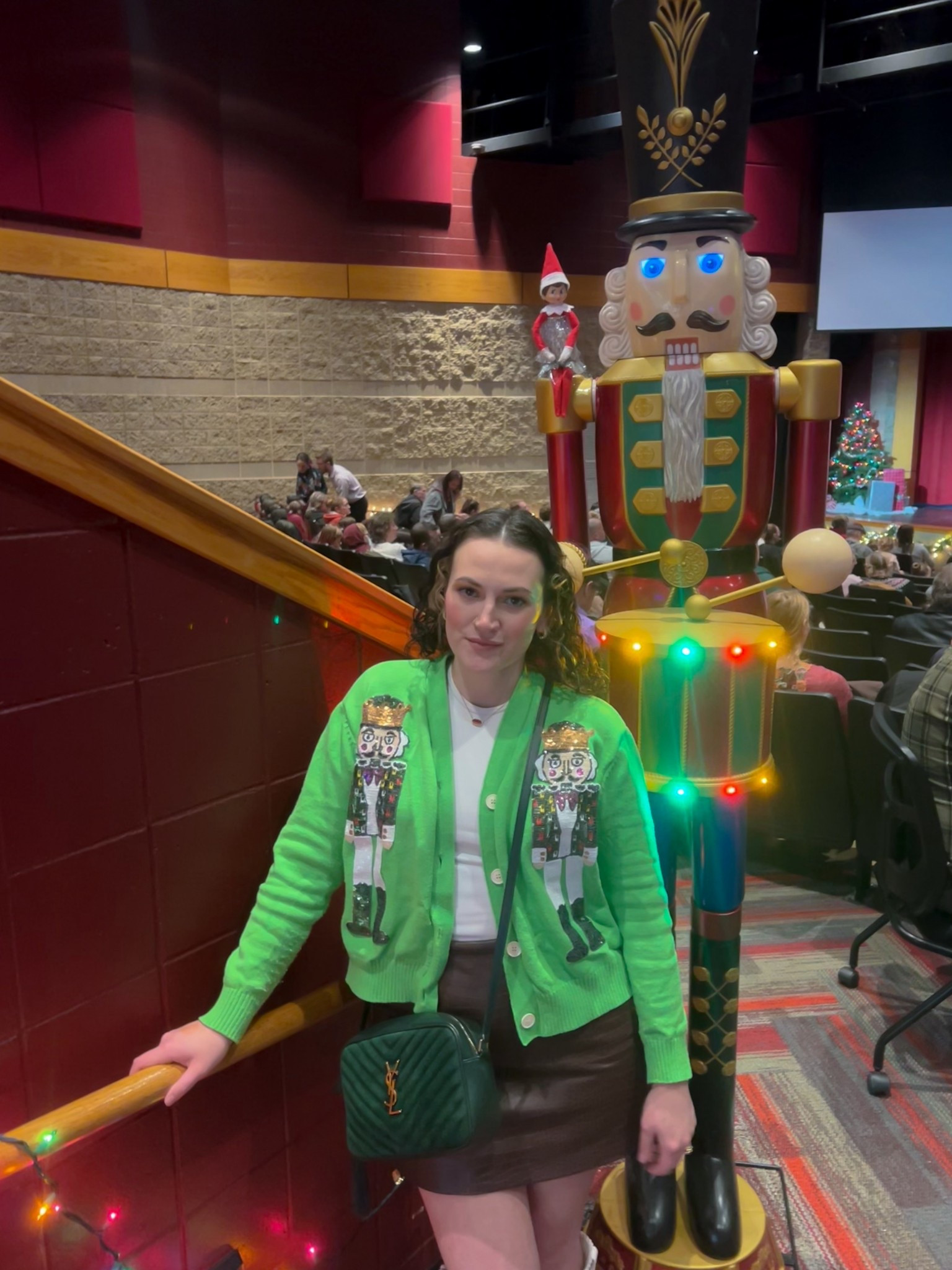 Went to watch my niece’s dance recital for the nutcracker tonight! 🎄❤️🥜

#LTKdayinmylife #LTKHoliday #LTKootd