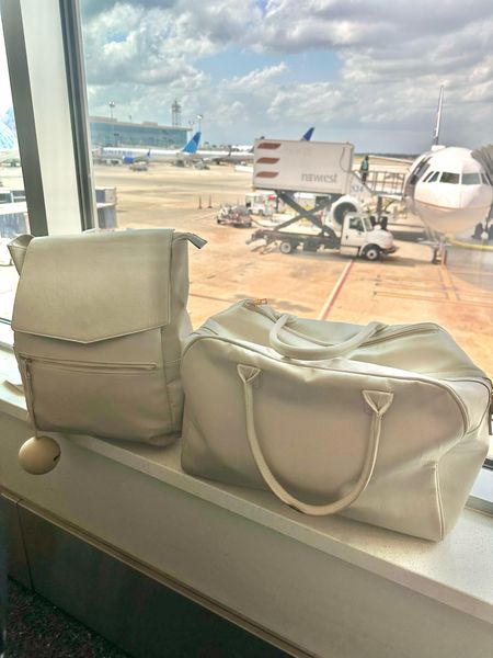 Baby diaper bag and my matching travel duffle bag

#LTKItBag #LTKTravel #LTKBaby