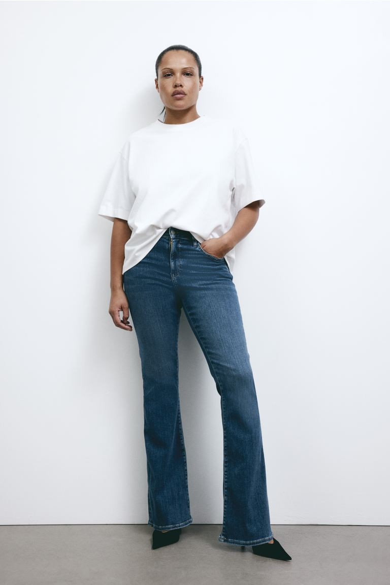 True To You Flared High Jeans | H&M (DE, AT, CH, NL, FI)