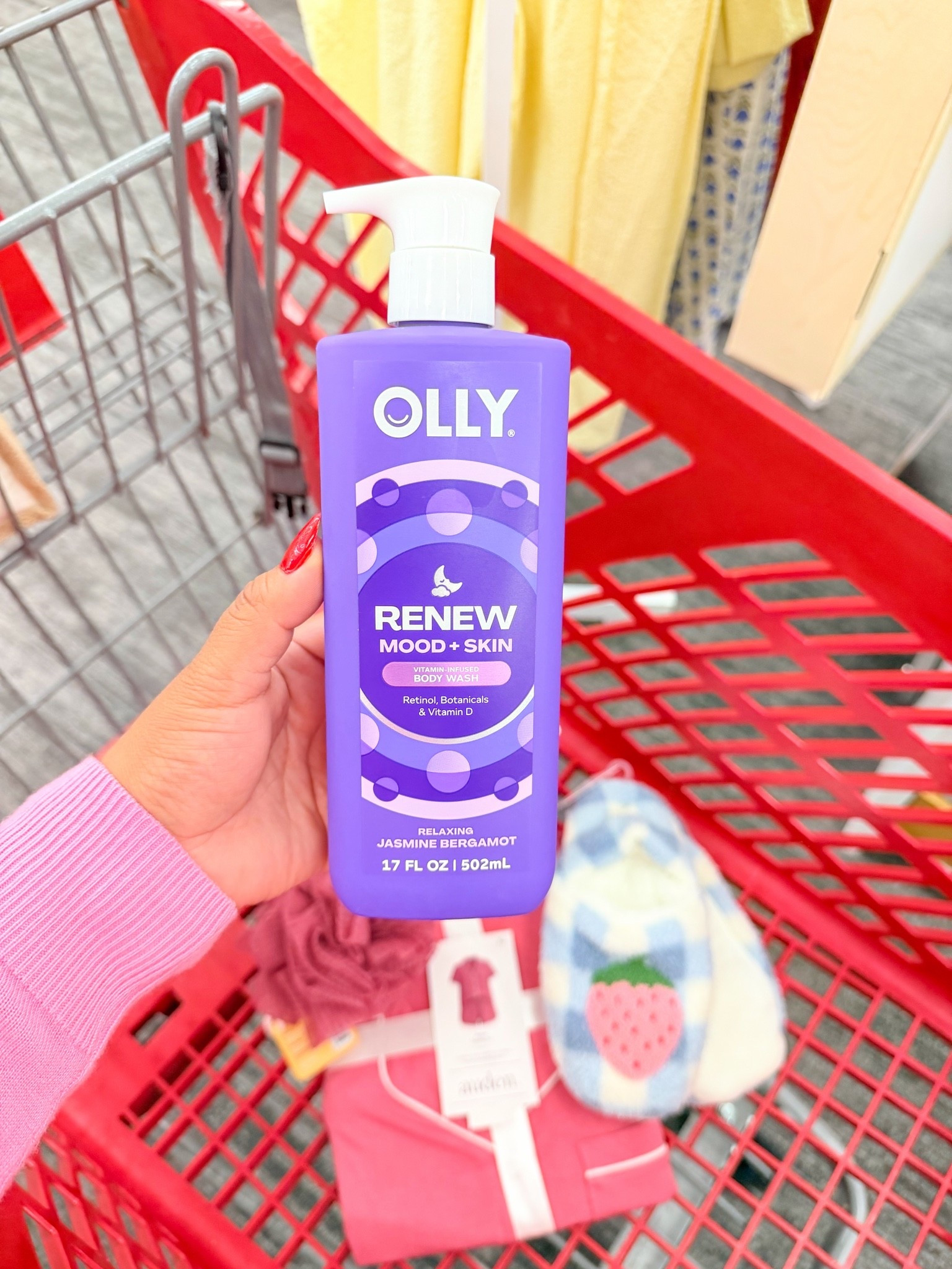#OLLYPartner ✨ Get $2 off, ends today, 5/17!! 🫶🏽
After a long day, enjoy a nice shower with RENEW, a delicious fragrance to help prep for bed & repairs your skin overnight, win-win!! ✨
#Ad #TargetPartner #TargetMom #TargetRun