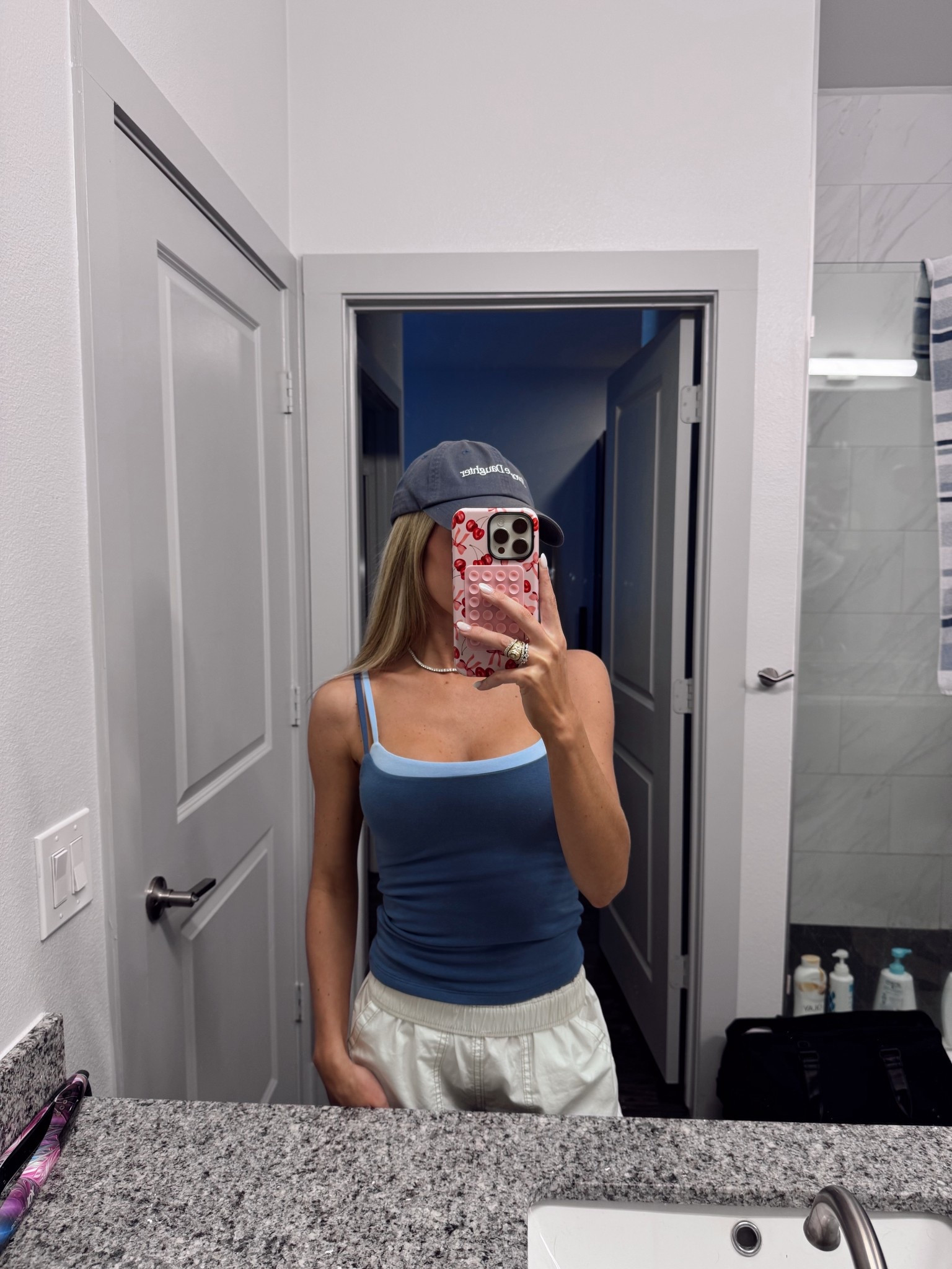 Will be living in these bra free double layer tanks from @abercrombie all spring and summer! 🙌🏼 comes in lots of color combos! 
Wearing size XS

Abercrombie finds. Basics. Tank top. Layering. Outfit inspo. Spring style. Casual outfit. Outfit idea  