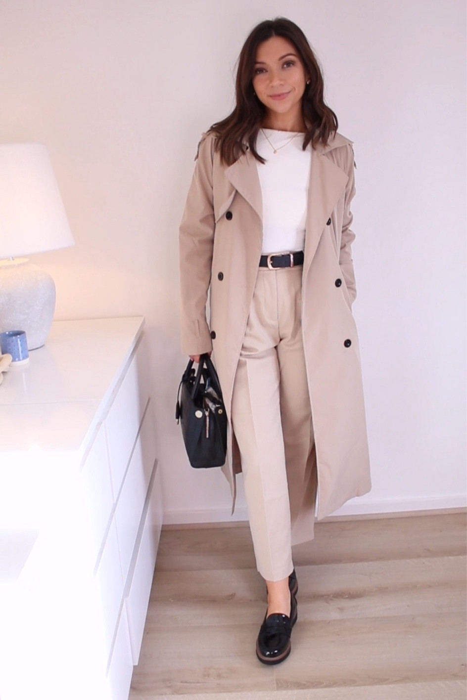 Workwear outfit ideas 

- petite workwear outfit 
- tailored trousers 
- trench outfit 

#LTKfindsunder50 #LTKeurope #LTKworkwear