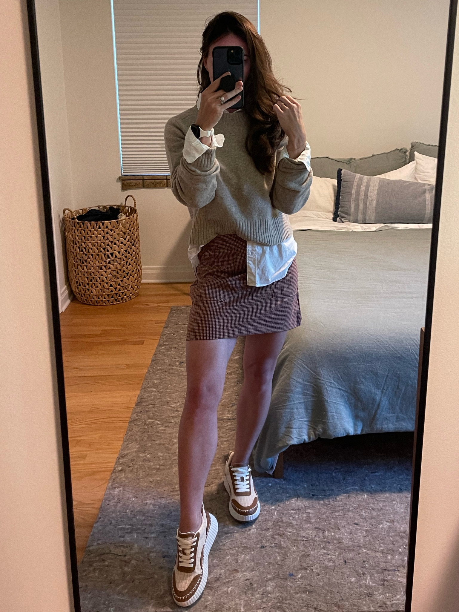 A perfect transitional fall look

Plaid, elevated sneakers, sweater, skirt

#LTKfindsunder50 #LTKSeasonal #LTKstyletip