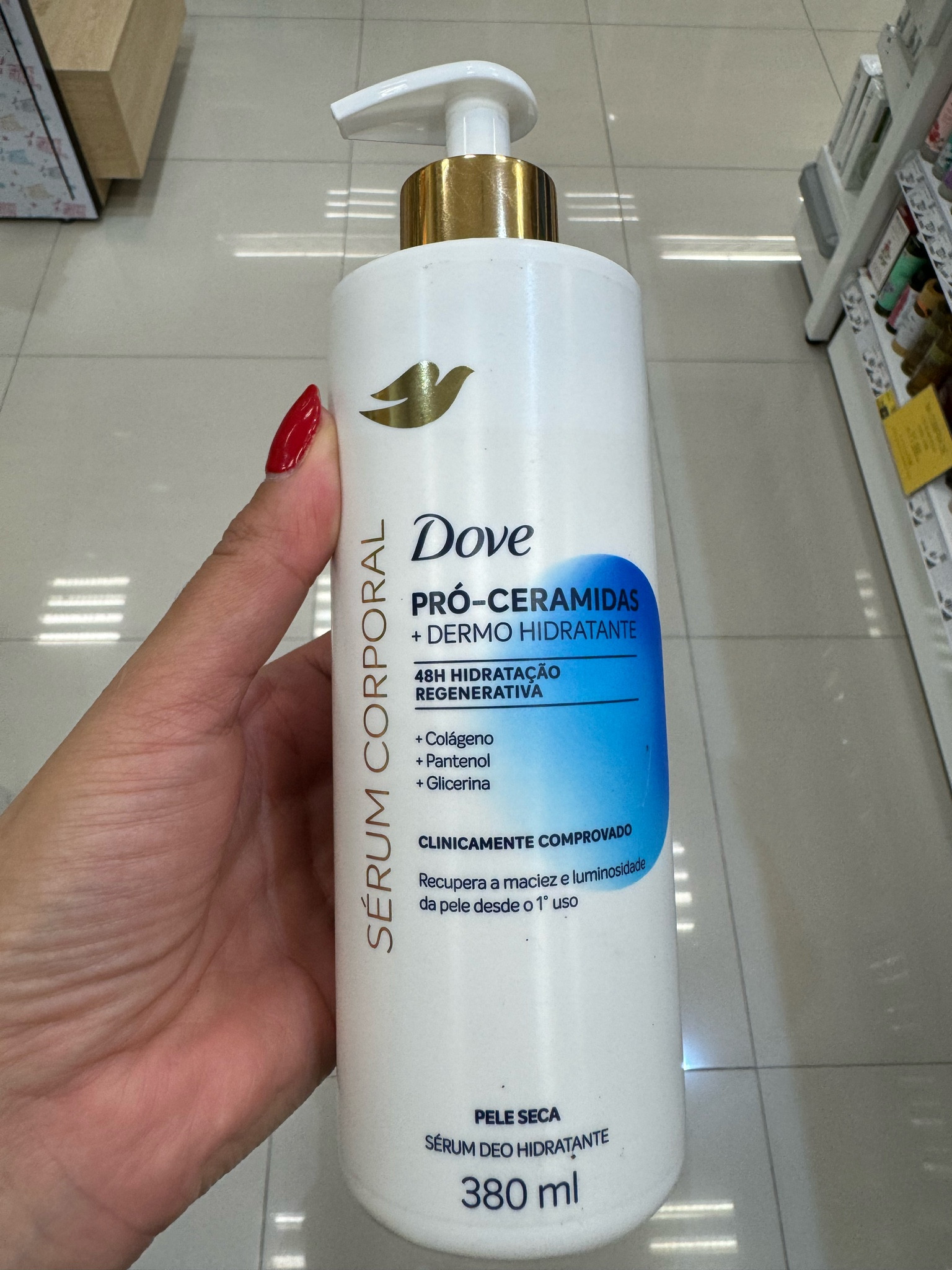 Novidade Dove: 380 ml de hidratação para o corpo. 

O Sérum Corporal Pró-Ceramidas Dove nutre a pele com até 48 horas de poder de hidratação regenerativa e restabelece a hidratação natural da pele desde o primeiro uso. O resultado? Uma pele macia e luminosa.

#LTKwinter #LTKbrasil #LTKbeauty
