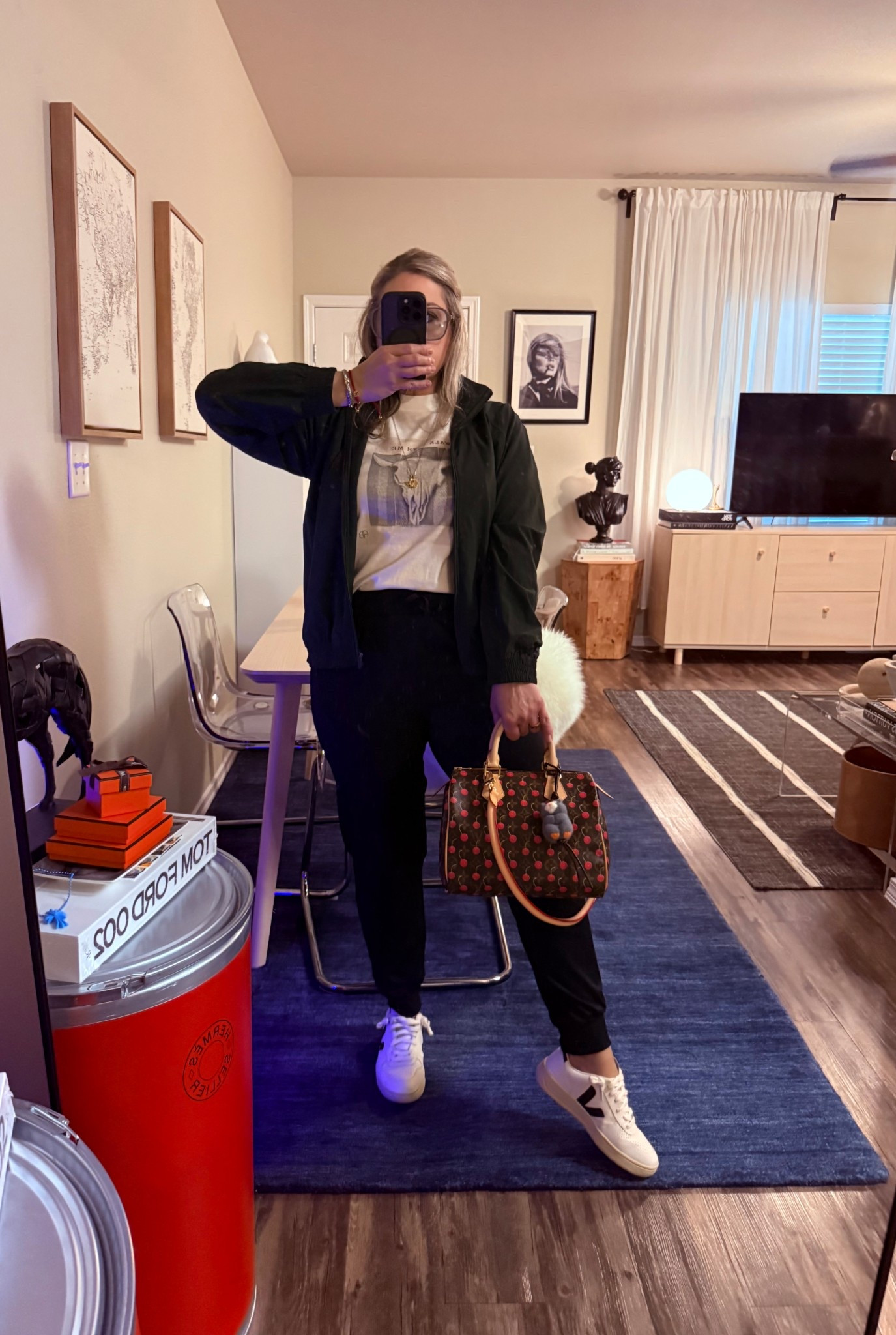 Dandy sporty vibes✨#trackjacket #lululemon #speedy25 #louisvuitton #speedy #cherries #speedycerise #speedymurakami #murakami #trackpants #joggers #veja #sneakers #aninebing #tee #handbagstrap #replacement #vachetta #horse #saddlebox #brigittebardot #sexandthecity #carrie

#LTKValentine #LTKNYFW #LTKfitnessgoals