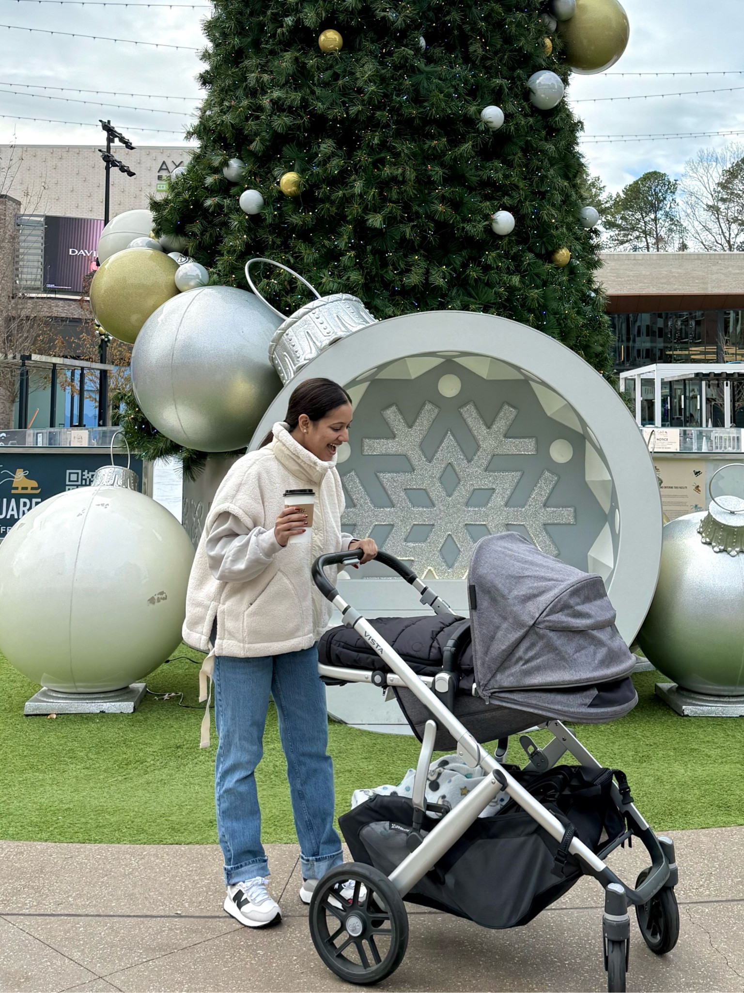 cozy look from the merry season ❤️🎄 

#LTKStyleTip #LTKSeasonal