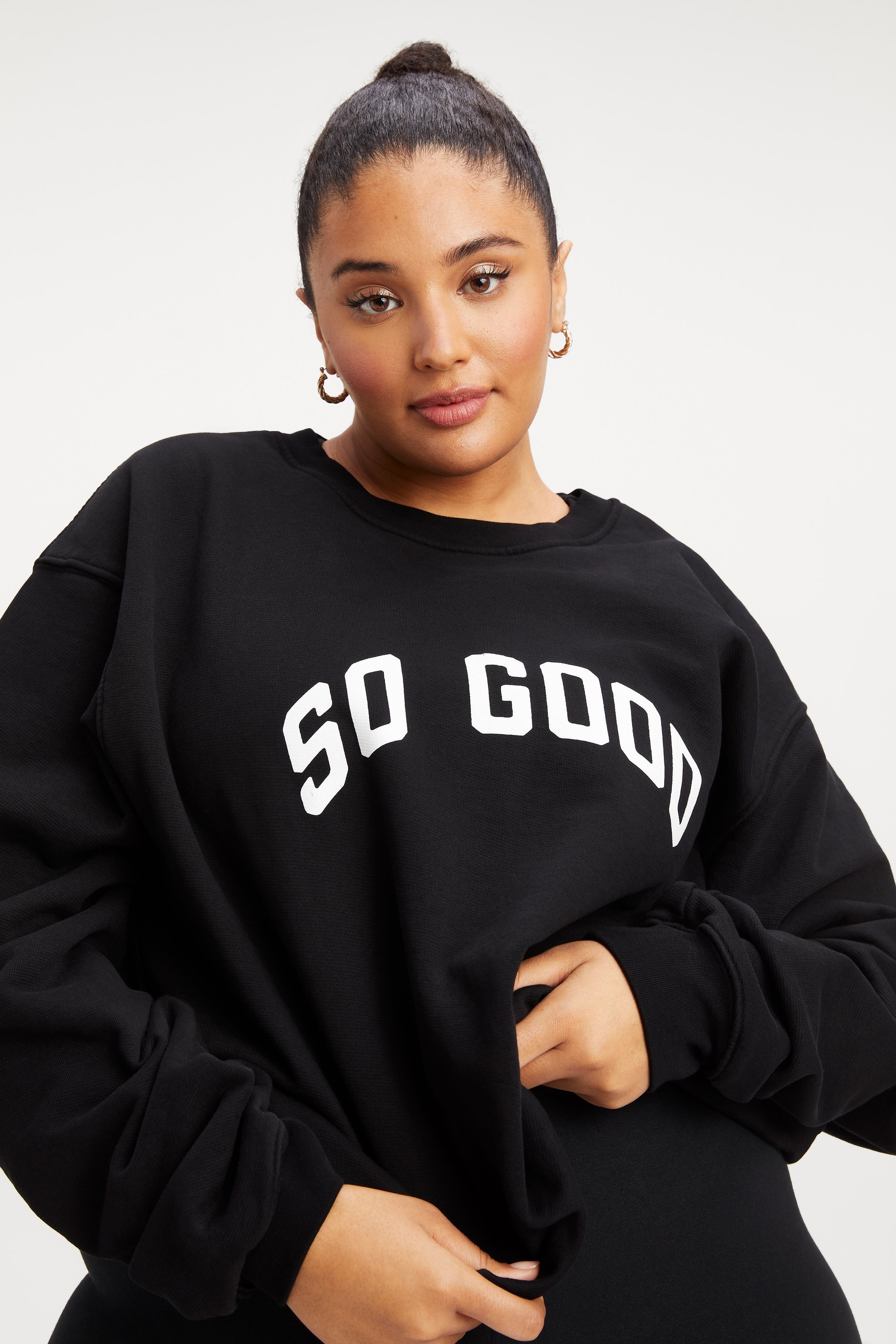 SO GOOD SHE BAD SWEATSHIRT | BLACK001 | Good American