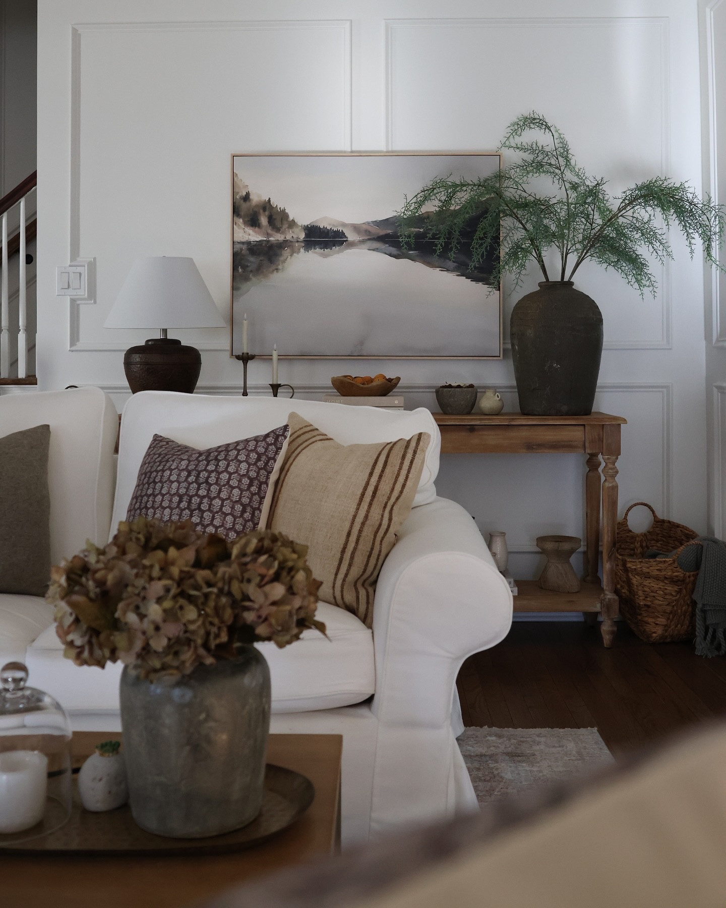 Full transparency: I’ve been in a major creative funk/struggling to find inspiration lately…so been a little quiet here. Since it’s Friday, I’m sharing some stills 📸 of home lately. Check out the cutest photo bomber towards the end 🐶🤣

FOLLOW @colettemarieinteriors :: LIKE | SHARE | SAVE for more home inspiration & decor finds 🤎

↑ SHOP my LTK account 🔗 in bio

_________________________________________

Home Decor | Timeless Interiors | Modern Organic | Interior Styling | Transitional Design | Cozy Home | Charm | Character | Collected Home | Living Room