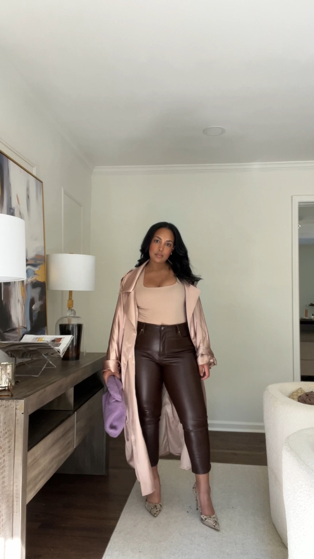 30 Outfits 30 Days: Day 6! Y’all know I had to style my new gap vegan leather pants! I’m still swooning over this score! 🙌🏾 I love pairing chocolate brown with pastels 

#LTKStyleTip #LTKMidsize #LTKVideo