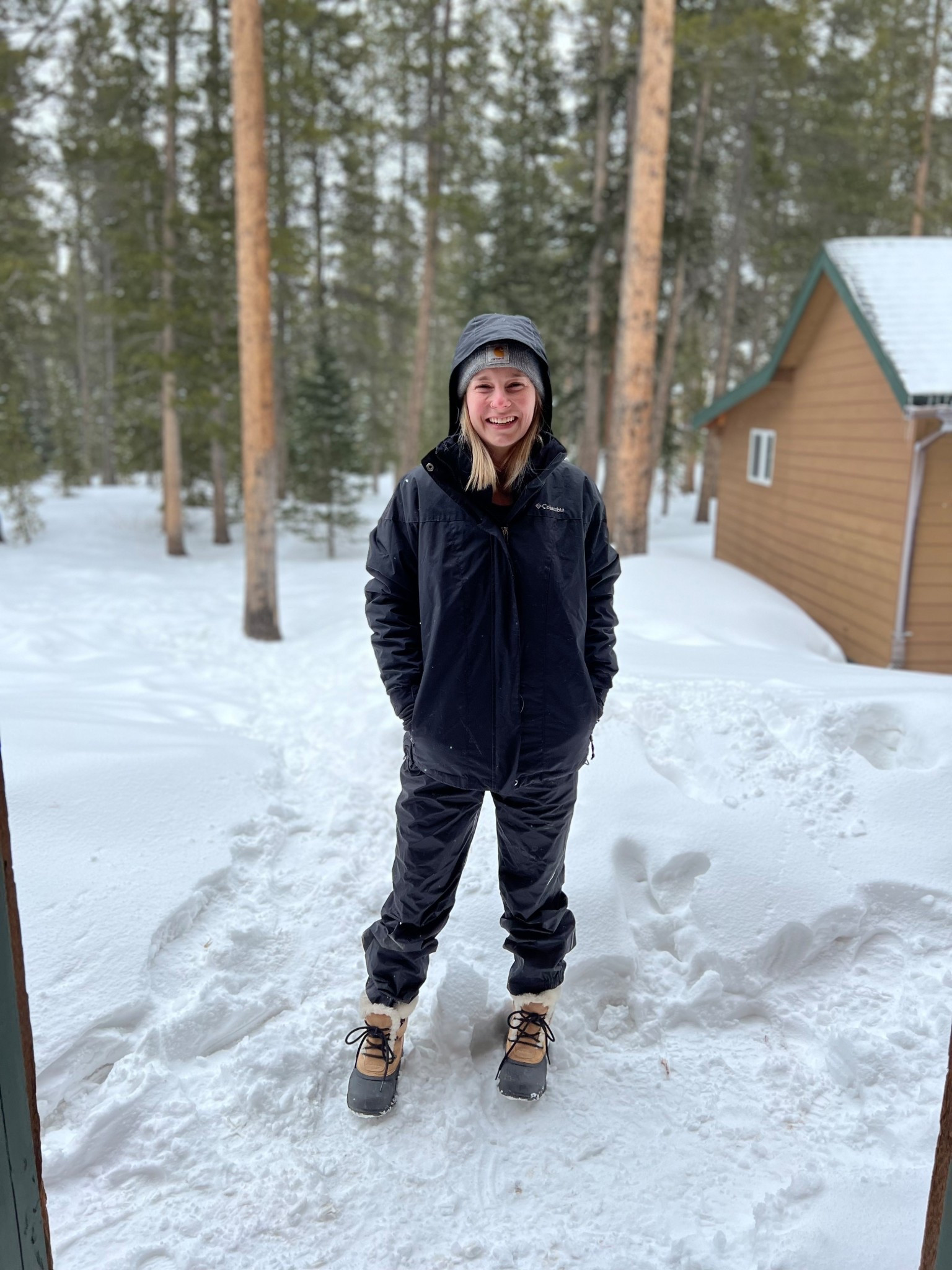 Bundled up and ready for winter adventures ❄️
This jacket + snow pant combo keeps you warm without the bulk — perfect for mountain trips or snowy days at home.

#LTKPetite #LTKTravel #LTKSeasonal