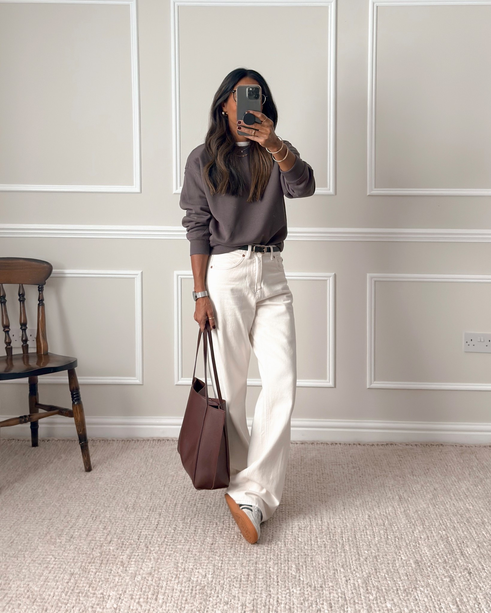 Jeans - wearing my regular size - UK size 8. These are a little long on my 5’5 frame but you can just use wonderweb or safety pins like I do if your around my height to turn them up along the back so they don’t drag.
Sweatshirt - unable to link but it’s from Primark x

#LTKeurope #LTKautumn