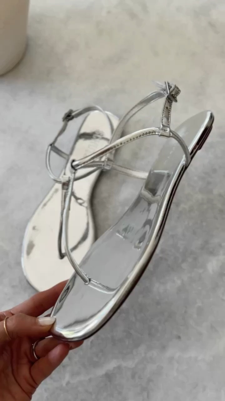 These sandals are gonna be great for the summer✨ 
StylinByAylin, Aylin

#LTKSeasonal #LTKgrwm #LTKootd