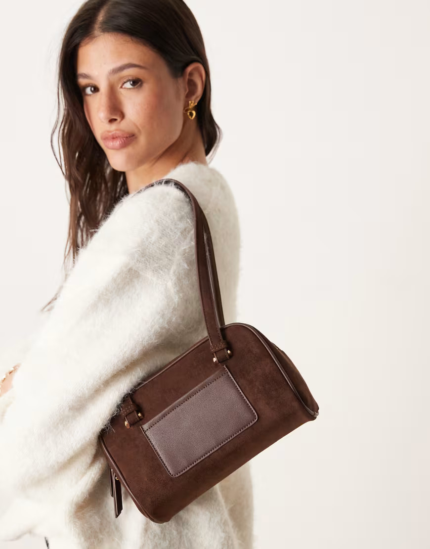 ASOS DESIGN faux suede boxy shoulder bag in chocolate-Brown | ASOS (Global)