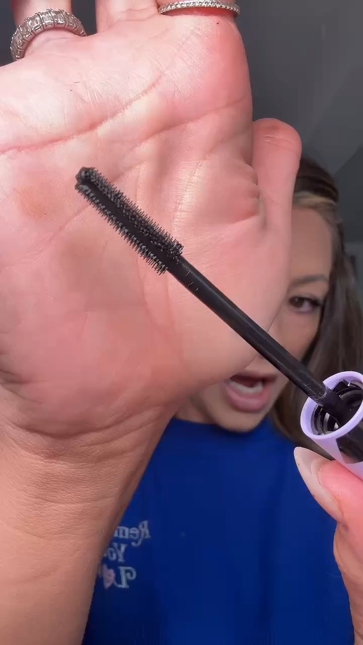 So many tiny bristles that make your lashes perfect! 💜

#LTKgrwm #LTKdayinmylife #LTKBeauty