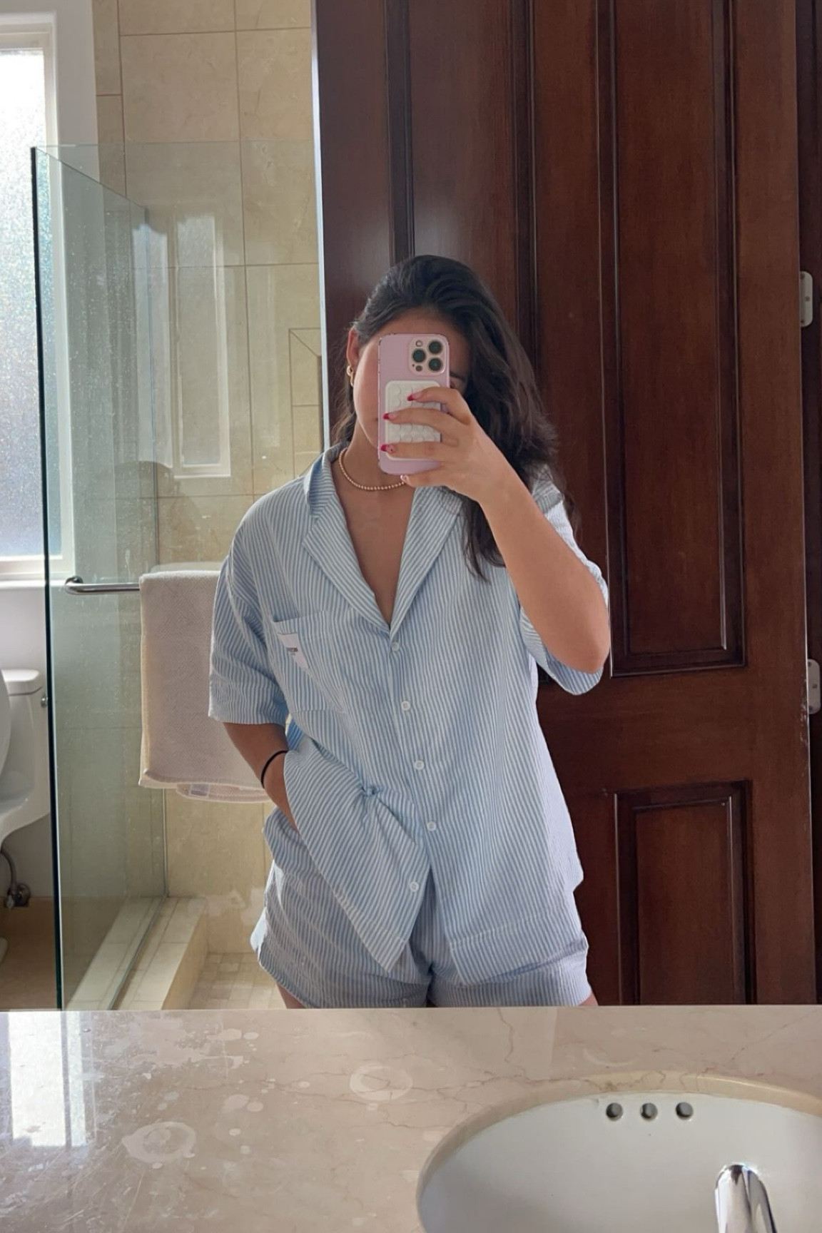 morning pajama mirror selfie :)
top: size 4
bottoms: 4

#LTKstyletip #LTKworkwear #LTKfindsunder100