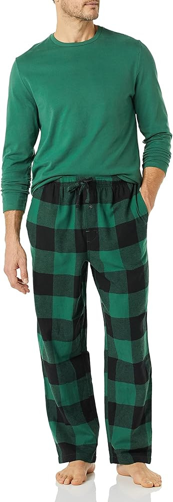 Amazon Essentials Men's Flannel Pant and Long-Sleeve T-Shirt Pajama Set | Amazon (US)