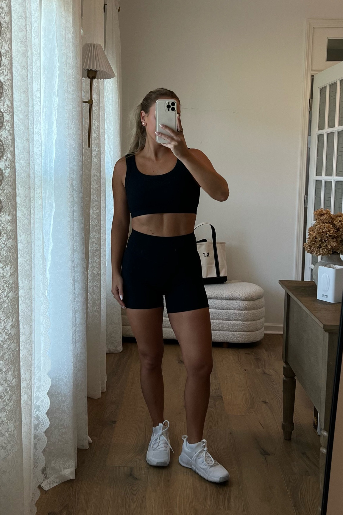 Wearing a small!

#LTKActive #LTKFitness