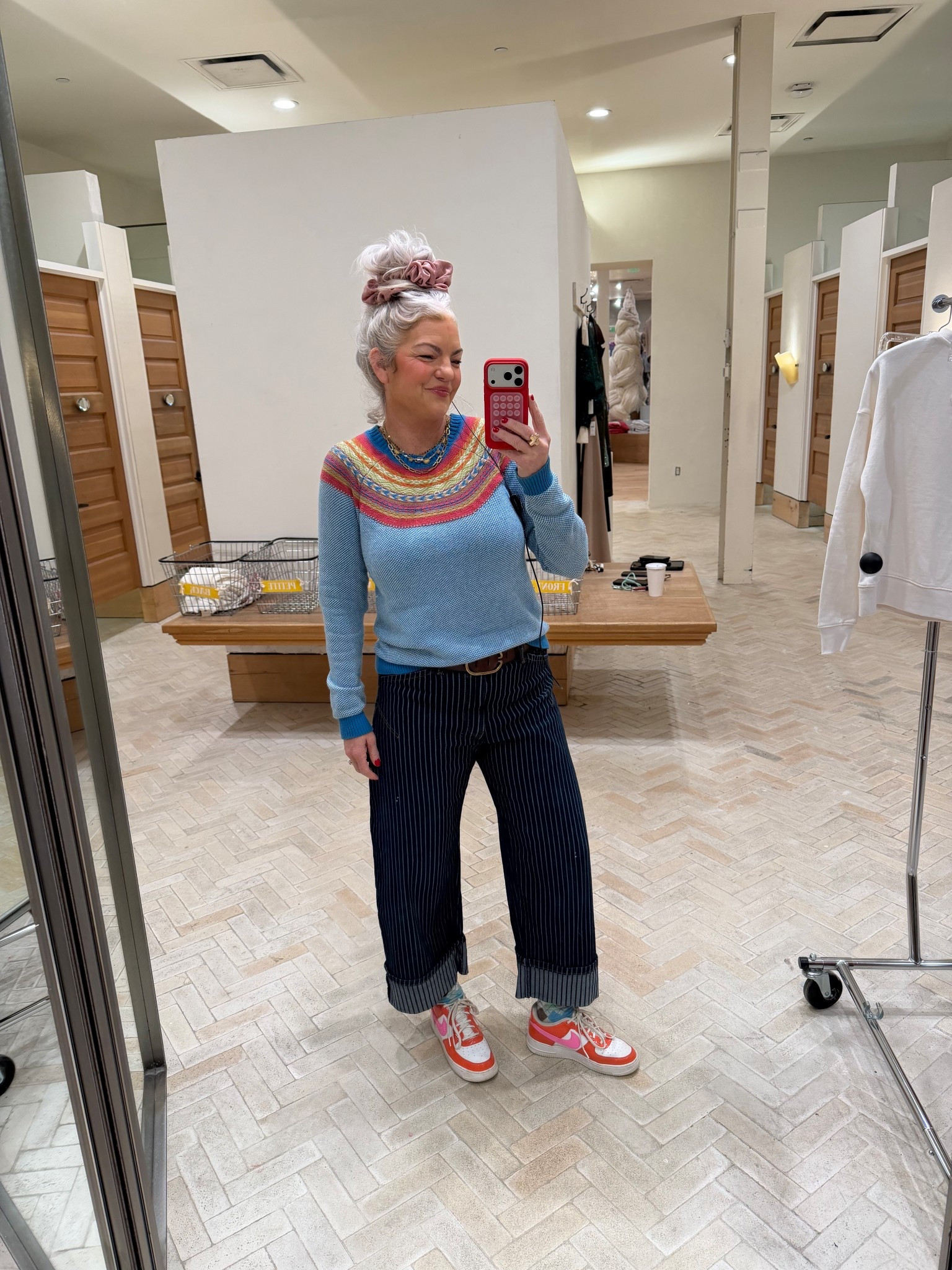 Apres ski but with a twist

#LTKHoliday #LTKMidsize #LTKOver40