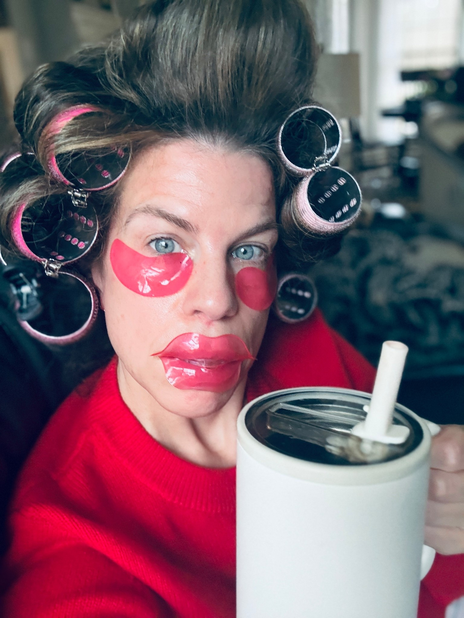 I’m serious 😉 Do something kind for yourself today 😉 #SelfCareSaturdays Drop your self care ideas below!

Here are some of mine
💖 Take a walk 
💖 Listen to music
💖 Hot tea and eye mask under a soft blanket
💖 Everything shower 
💖 Speak kindly to and about yourself 

Happy Saturday!

#LTKdayinmylife #LTKOver40 #LTKselfcare