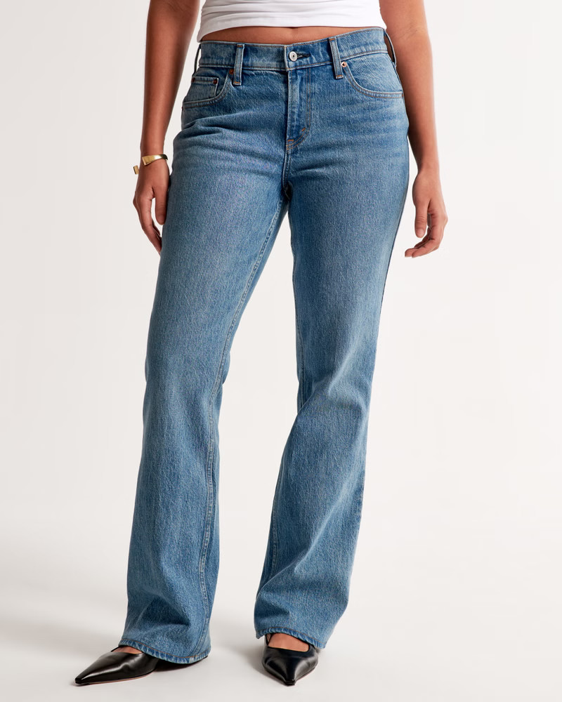 Curve Love Low Rise Boot Jean | Abercrombie & Fitch (US)