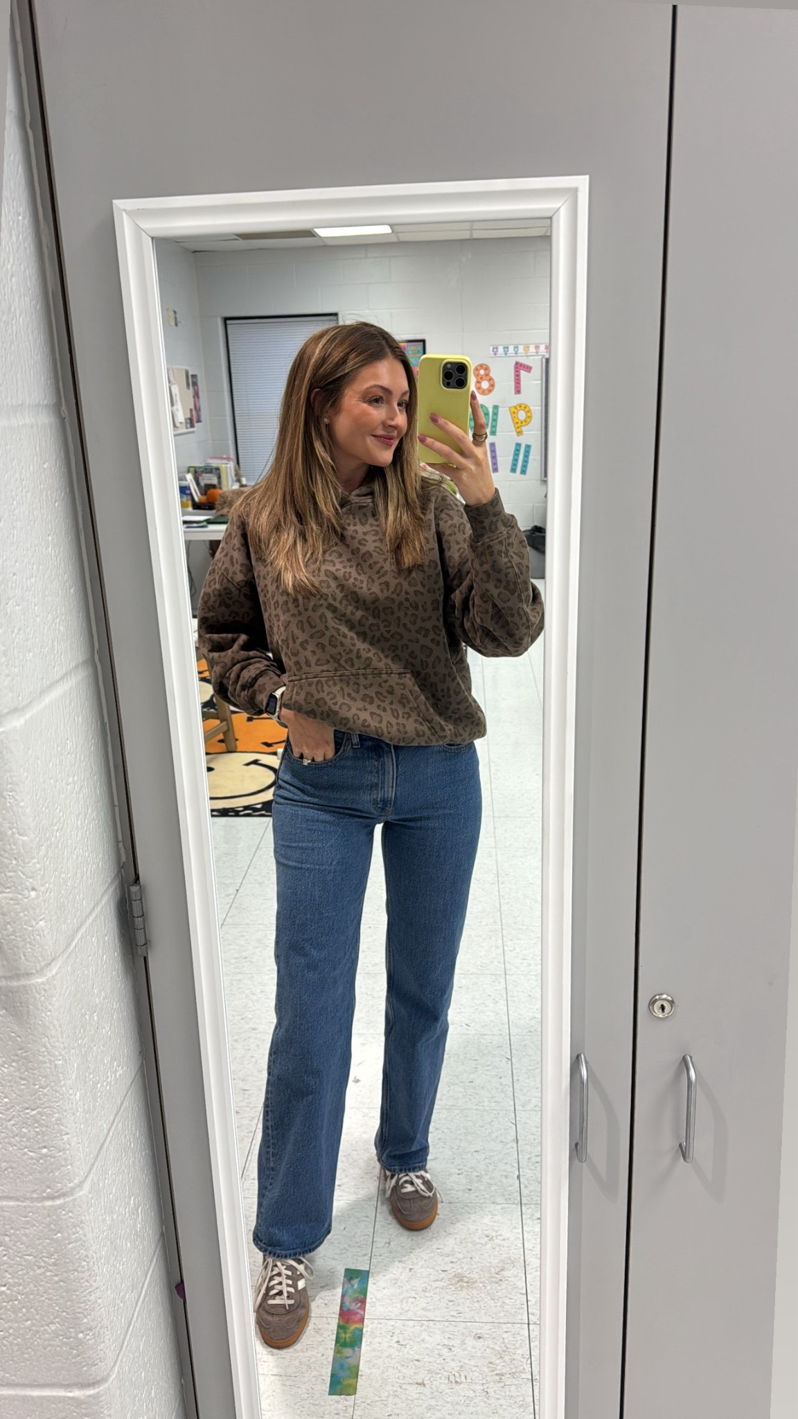 The coziest sweatshirt! 

#LTKFindsUnder100 #LTKStyleTip #LTKSeasonal