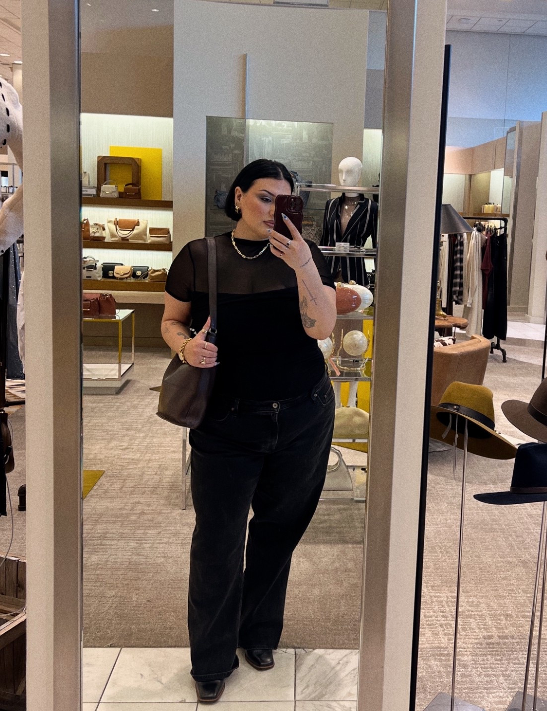 Date night outfit. Mid size baggy jeans outfit. Low rise baggy jeans  

#LTKStyleTip #LTKPlusSize #LTKMidsize