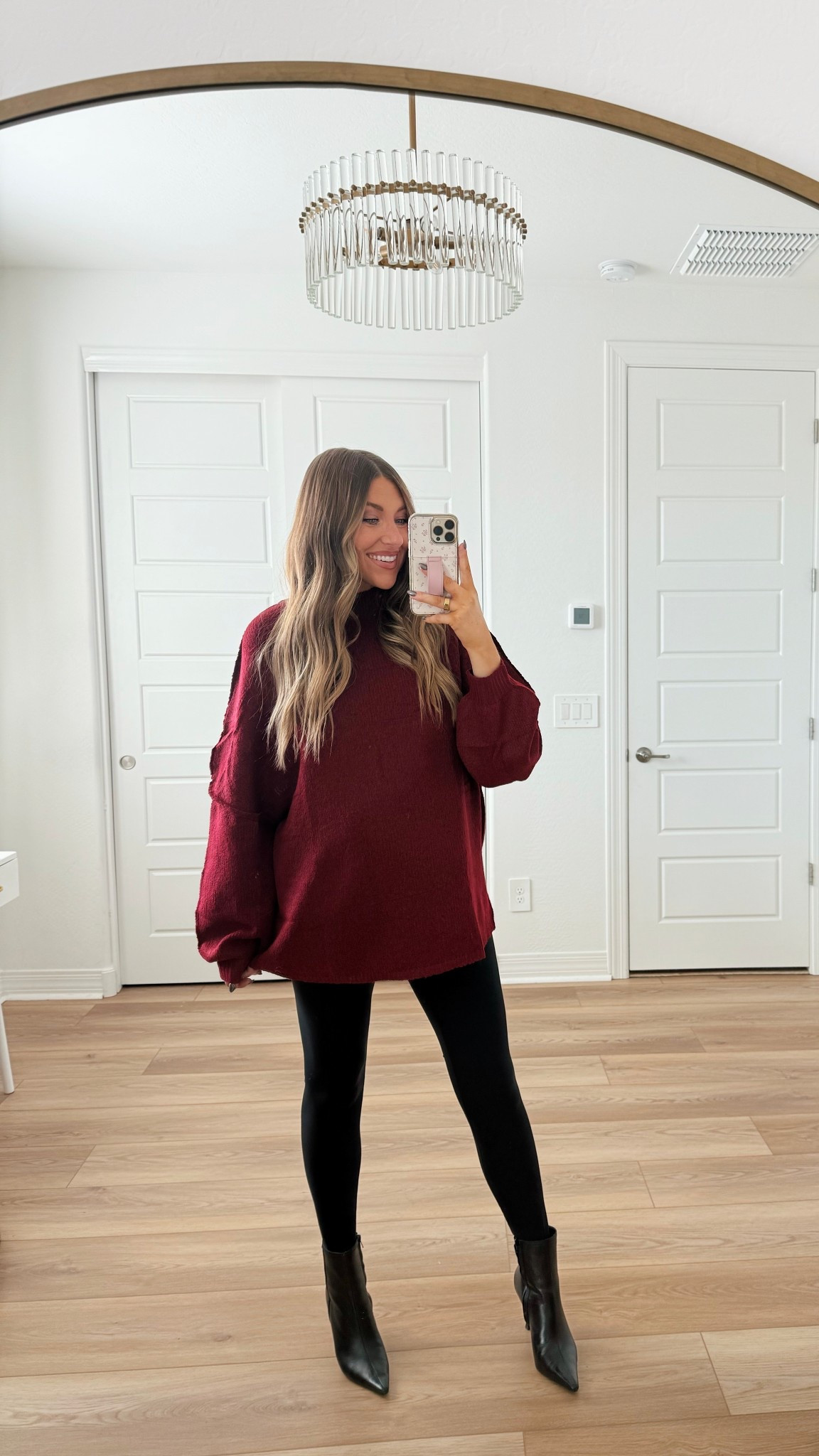 Budget & bump friendly fall outfit inspo! Wearing a large in the sweater and small in the leggings 

Thanksgiving outfit inspo, fall outfit 