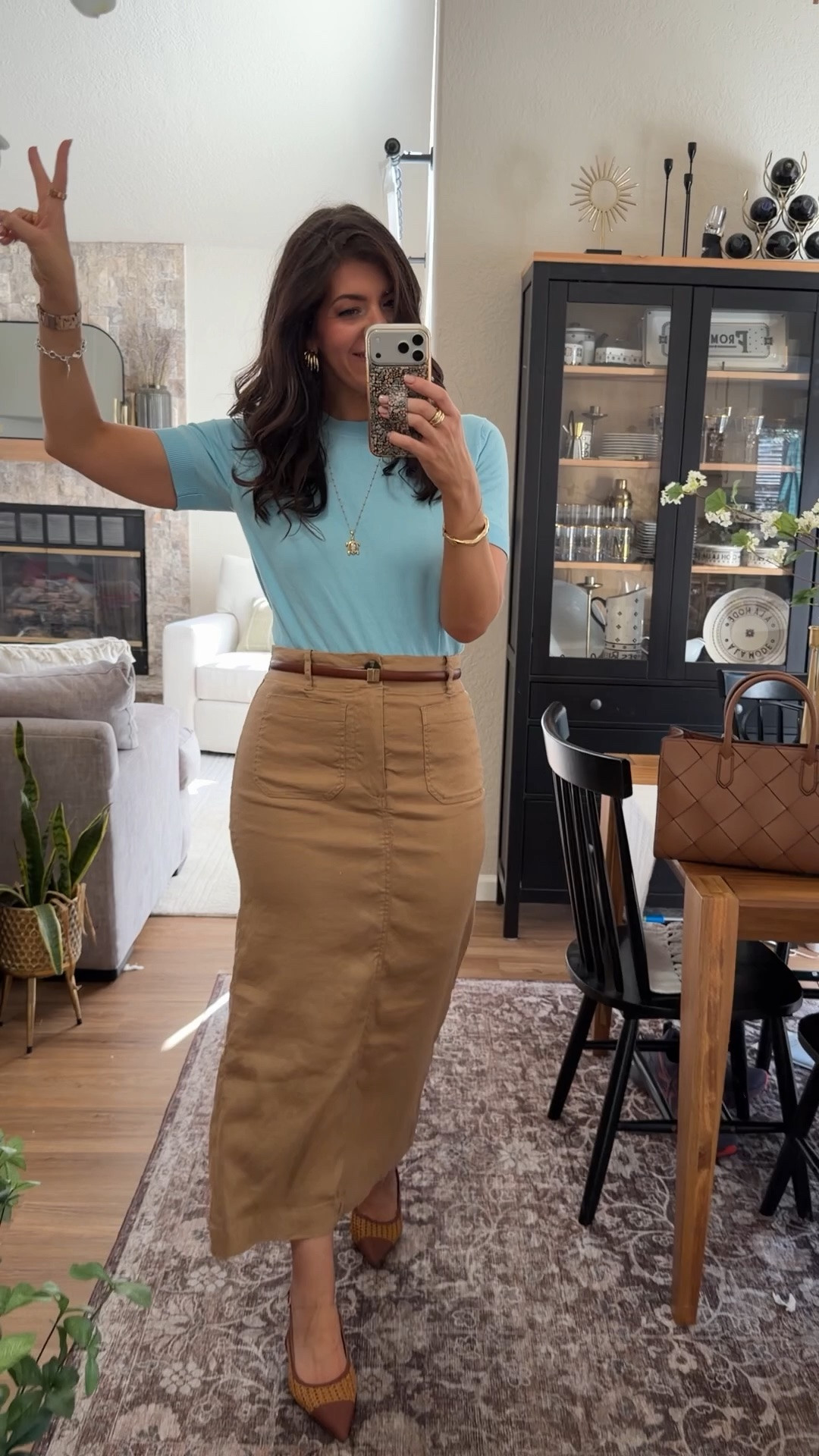My favorite seasonless skirt is on sale with code Meghan20
I wear a medium

#LTKSaleAlert #LTKMidsize #LTKWorkwear