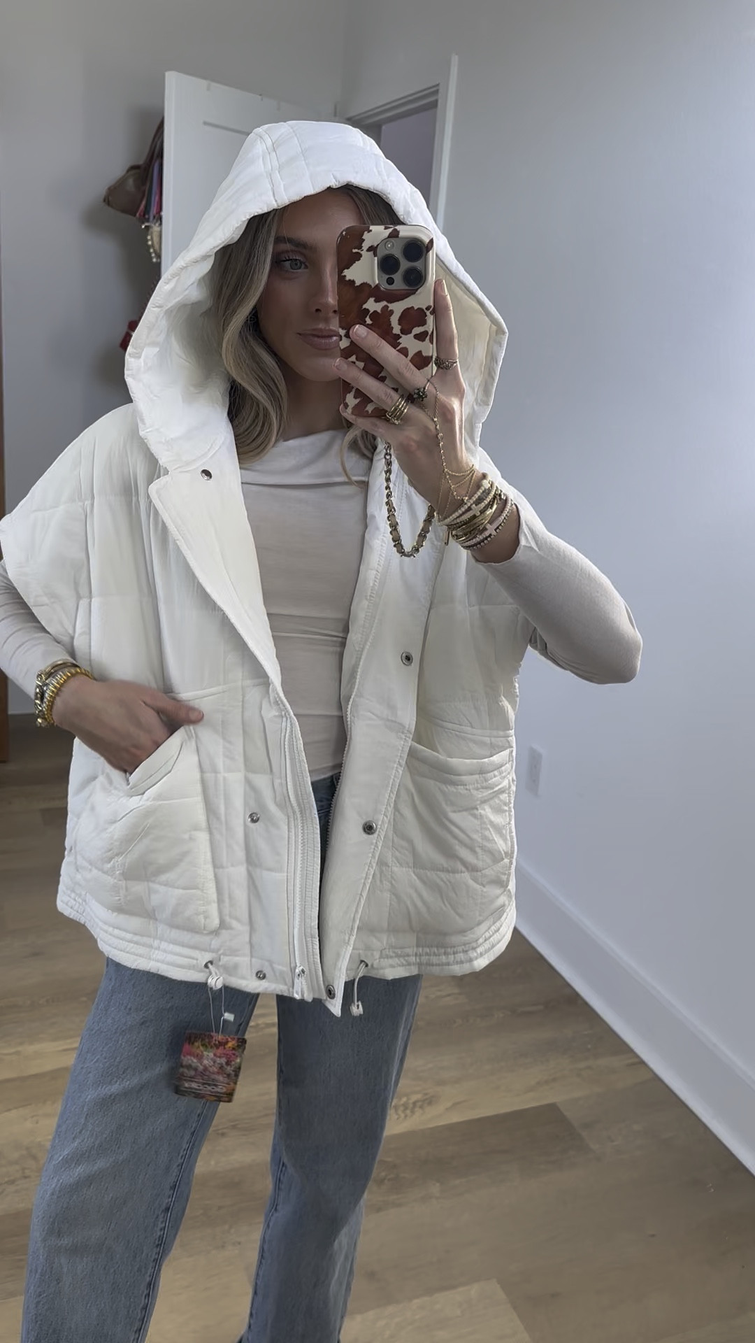 Amazon size small Gacaky Quilted Vest for Women Oversized Stand Collar Cap Sleeve Puffer Jacket Warm Button Zip Up Hoodies Coat Outwear

#freepeople #lookforless #affordablefashion #budgetfriendly #budgetfashion #freepeopleinspired #freepeopledupes #amazon #amzonfinds #amazonmusthaves #amazonvirtualtryon #amazonfavorites #amazonfashion #founditonamazon #founditonamazonfashion amazon haul, amazon clothing haul, affordable fashion, clothing haul, fall clothing haul, fall fashion, fall trends, winter clothing haul, amazon fashion, amazon finds, amazon fashion 2025. 

#LTKFindsUnder50 #LTKootd #LTKSaleAlert